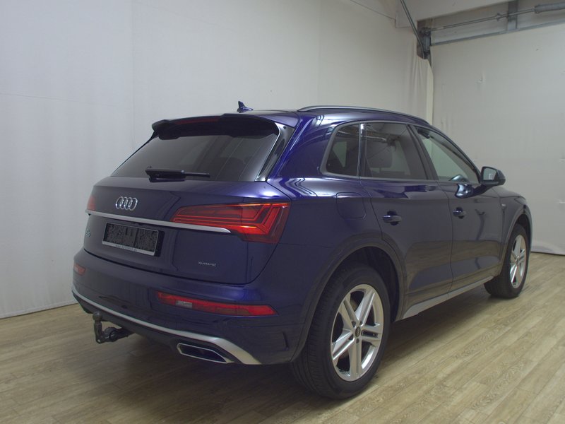 Audi Q5 40 TDI automatik S line • AHK • Full LED — 4