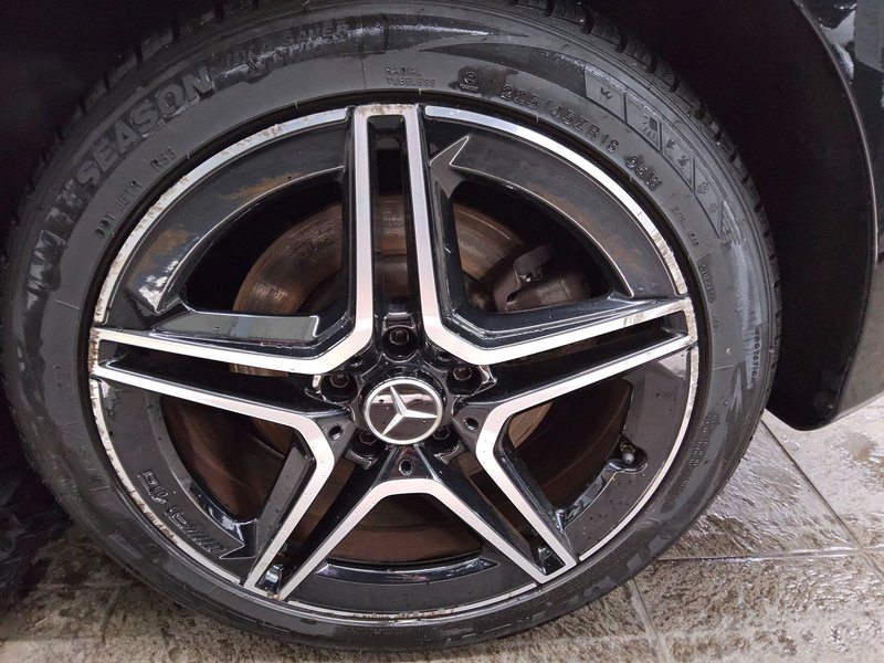 Mercedes-Benz B 250 e automatik AMG Line • LED — 11