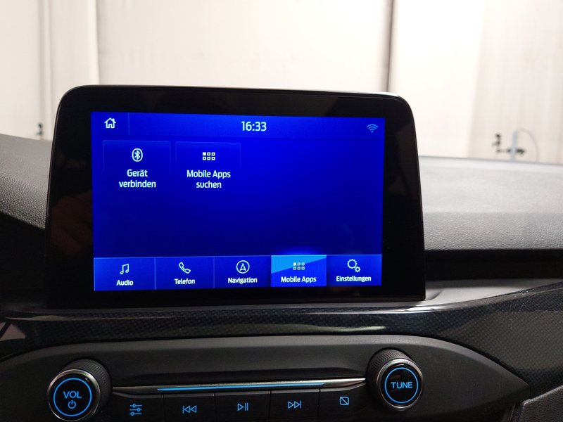 Ford Focus Turnier 1.5 EcoBlue ST-Line X automatik • panorama • LED — 20