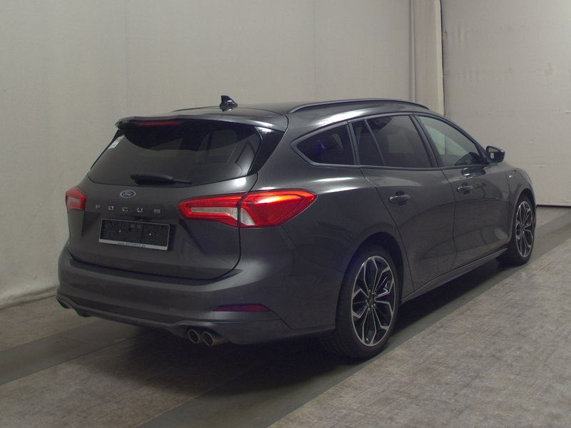 Ford Focus Turnier 1.5 EcoBlue ST-Line X automatik • panorama • LED — 4