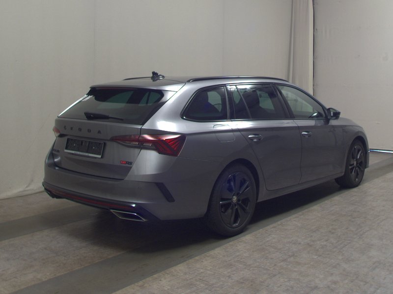 Škoda Octavia Kombi 2.0 TDI automatik RS • Full LED • digitalni instrumenti — 4