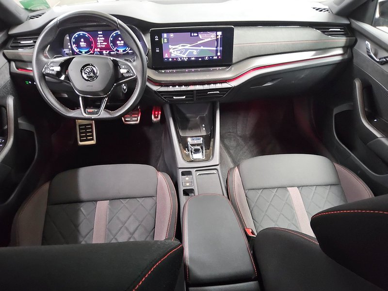 Škoda Octavia Kombi 2.0 TDI automatik RS • Full LED • digitalni instrumenti — 5