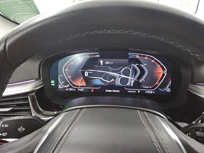 BMW 520d Touring automatik • Full LED • digitalni instrumenti — 8