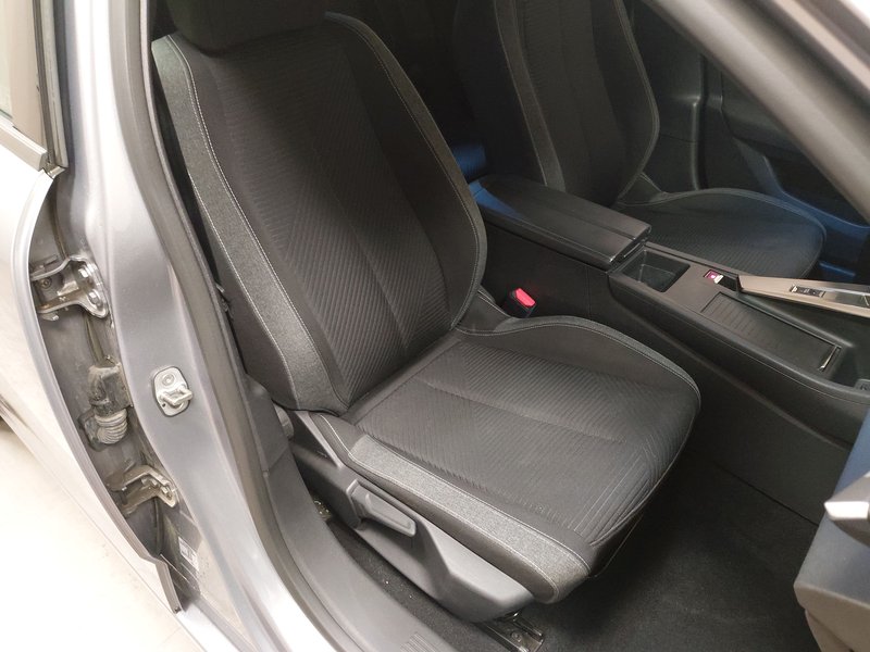 Peugeot 308 SW 1.5 BlueHDi automatik Active • kuka • Full LED — 10