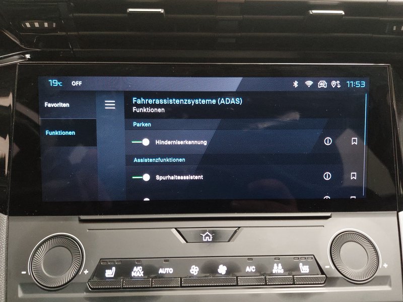 Peugeot 308 SW 1.5 BlueHDi automatik Active • kuka • Full LED — 19