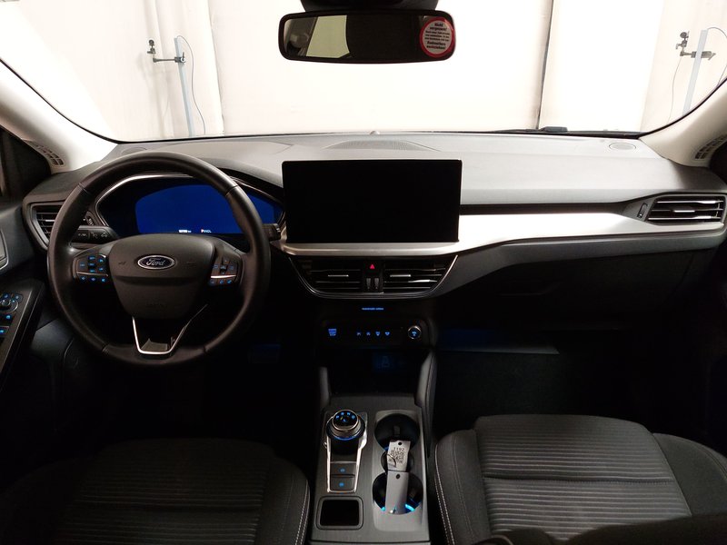 Ford Focus Turnier 1.5 EcoBlue automatik Titanium X • kuka za vuču — 16