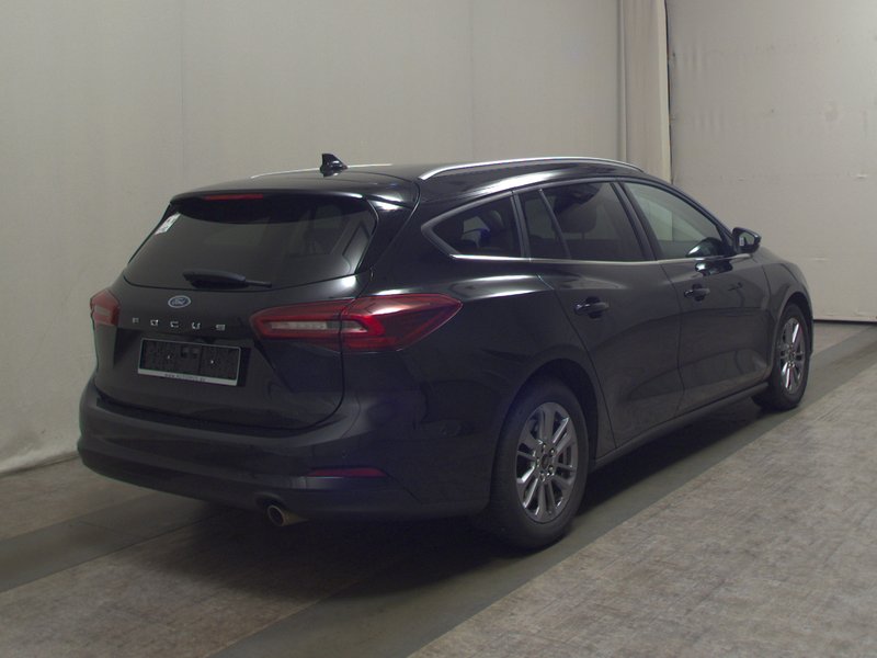 Ford Focus Turnier 1.5 EcoBlue automatik Titanium X • kuka za vuču — 4