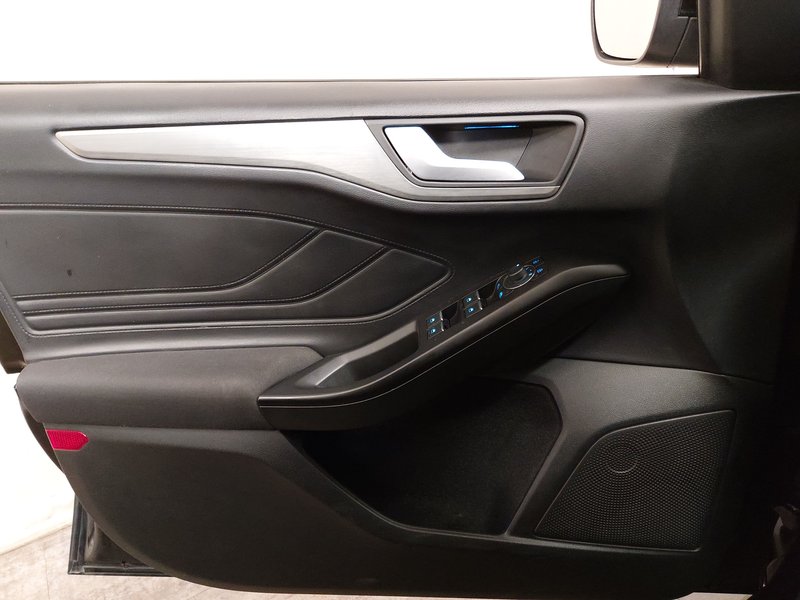 Ford Focus Turnier 1.5 EcoBlue automatik Titanium X • kuka za vuču — 5