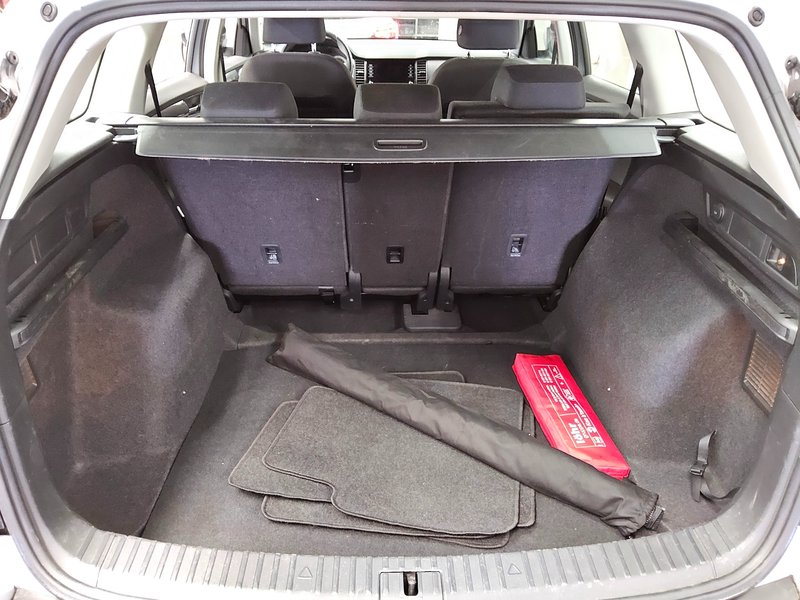 Škoda Kodiaq 2.0 TDI automatik Active • AHK • Full LED — 11