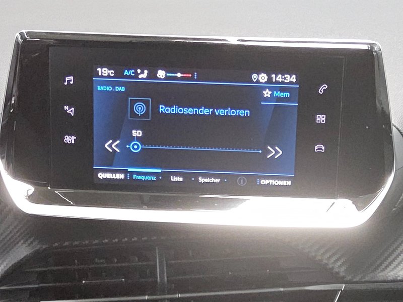 Peugeot 208 1.2 PureTech Active • Full LED • grijana sjedala — 7