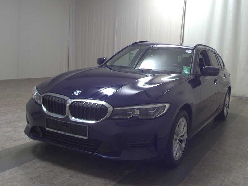 BMW 320d Touring xDrive automatik • HUD — 2