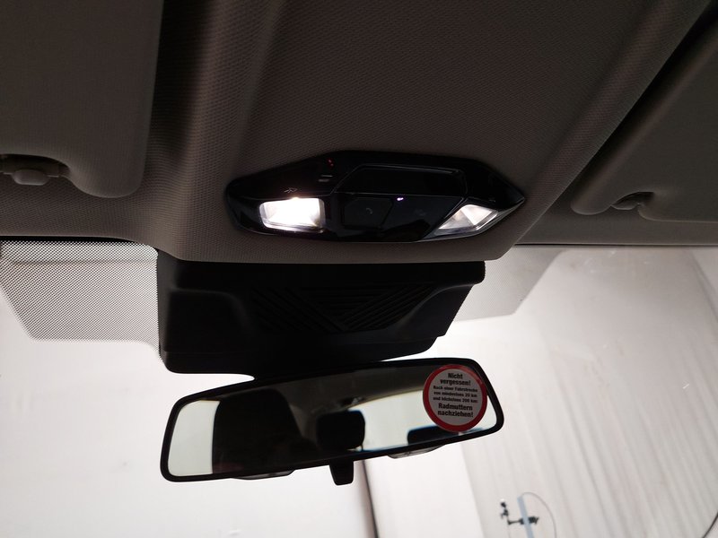 BMW iX1 xDrive • AHK • Full LED — 13
