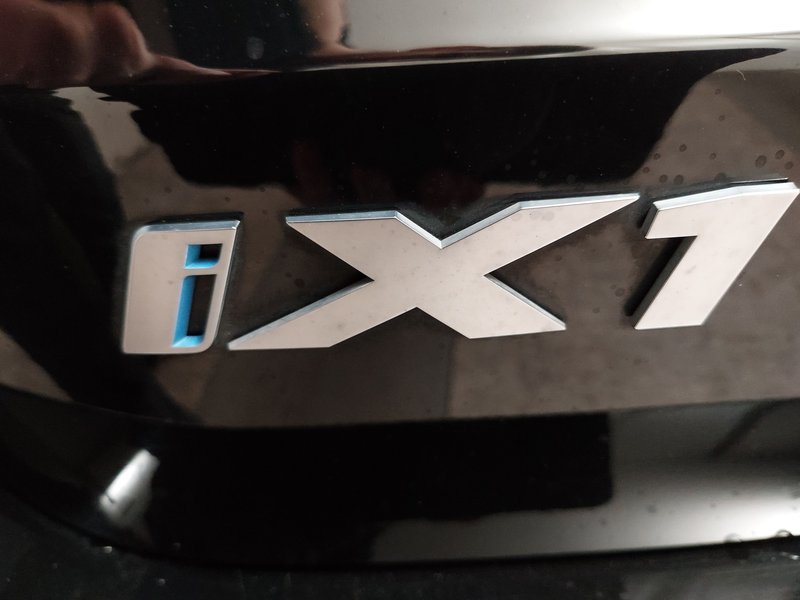 BMW iX1 xDrive • AHK • Full LED — 18