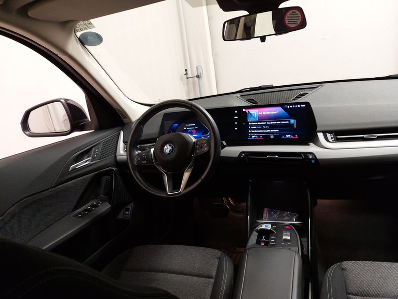 BMW iX1 xDrive • AHK • Full LED — 20