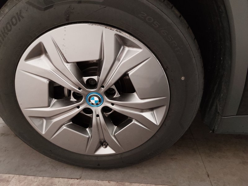 BMW iX1 xDrive • AHK • Full LED — 8