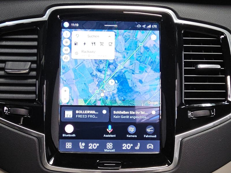Volvo XC90 T8 AWD Hybrid automatik • panorama • HUD — 7