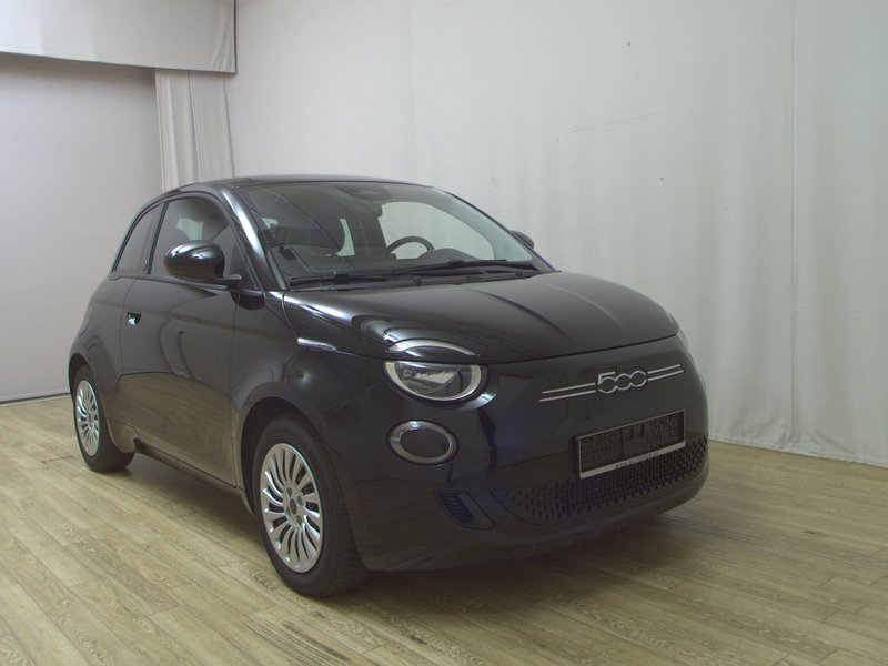 Fiat 500 Red • bežično punjenje • Full LED — 3