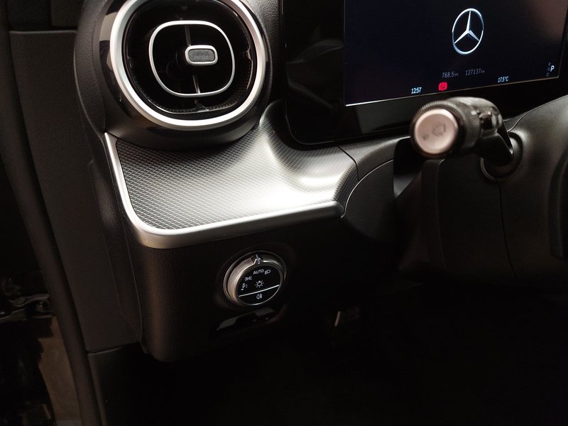 Mercedes-Benz C 220 d 4MATIC karavan All-Terrain automatik • panorama • LED — 7