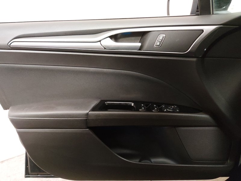Ford Mondeo Turnier 2.0 EcoBlue automatik Titanium • ACC • Električna peta vrata — 5