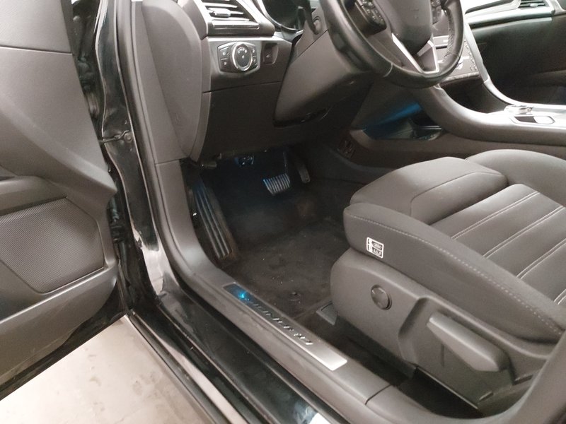 Ford Mondeo Turnier 2.0 EcoBlue automatik Titanium • ACC • Električna peta vrata — 7