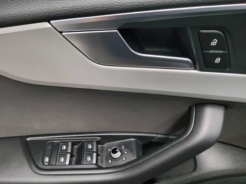 Audi A4 Avant 40 TDI automatik advanced • LED • digitalni instrumenti — 10