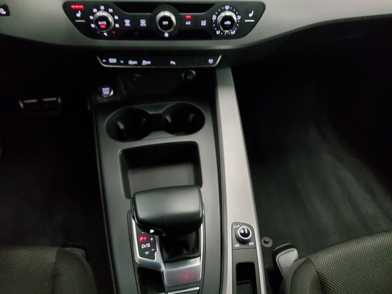 Audi A4 Avant 40 TDI automatik advanced • LED • digitalni instrumenti — 6
