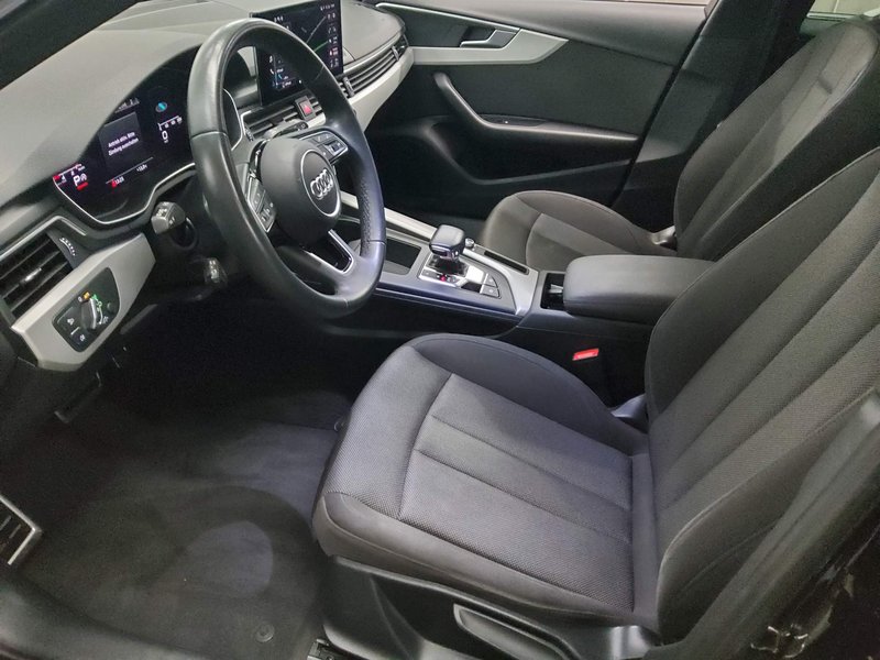 Audi A4 Avant 40 TDI automatik advanced • LED • digitalni instrumenti — 9