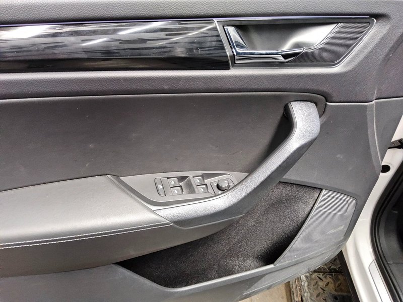 Škoda Kodiaq 2.0 TDI Style automatik • ACC • LED — 9