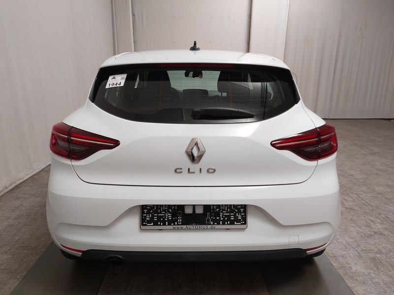 Renault Clio TCe • Full LED — 14