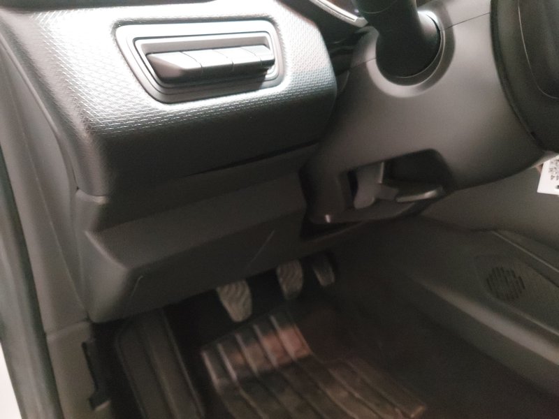 Renault Clio TCe • Full LED — 7