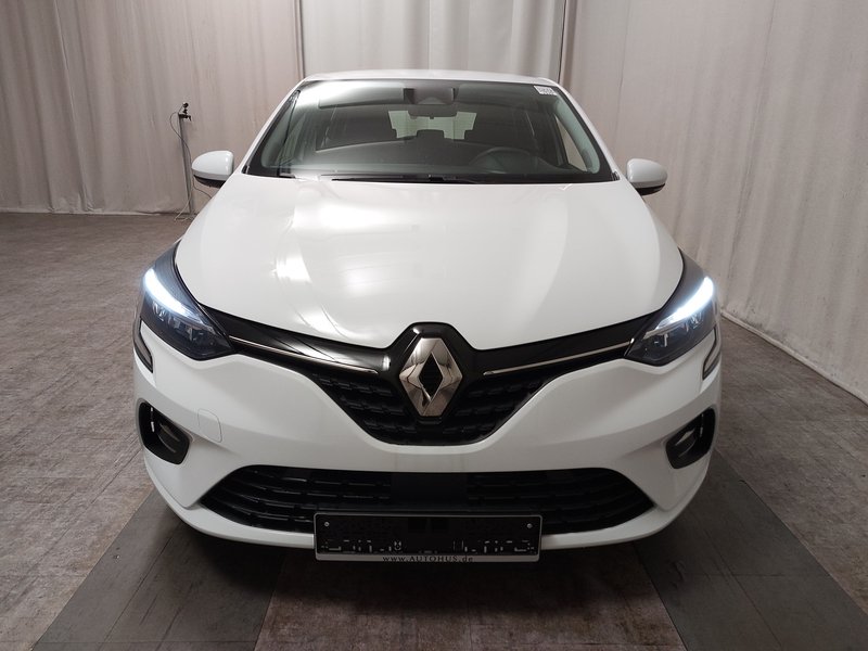 Renault Clio TCe • Full LED — 9