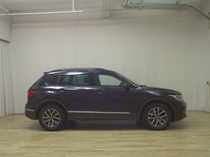 Volkswagen Tiguan 2.0 TDI automatik Life • ACC • električna peta vrata