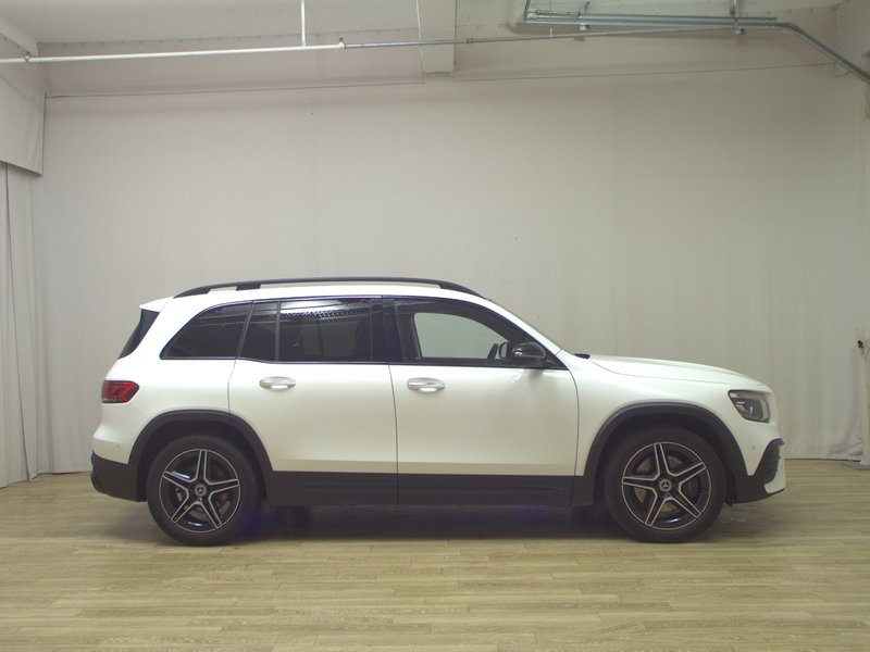Mercedes-Benz GLB 220 d automatik AMG-Line • ACC • LED
