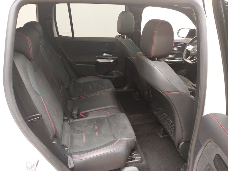 Mercedes-Benz GLB 220 d automatik AMG-Line • ACC • LED — 12