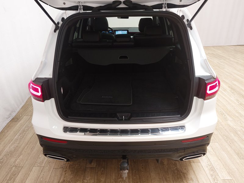 Mercedes-Benz GLB 220 d automatik AMG-Line • ACC • LED — 18