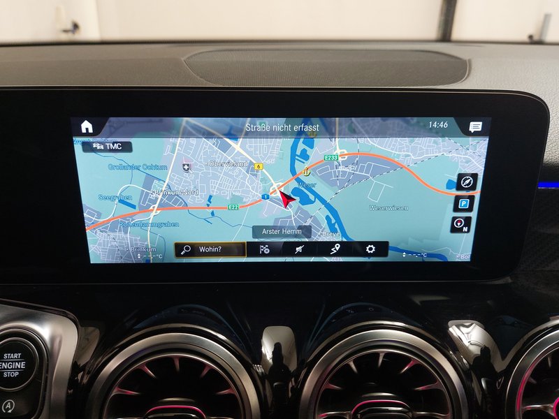 Mercedes-Benz GLB 220 d automatik AMG-Line • ACC • LED — 20