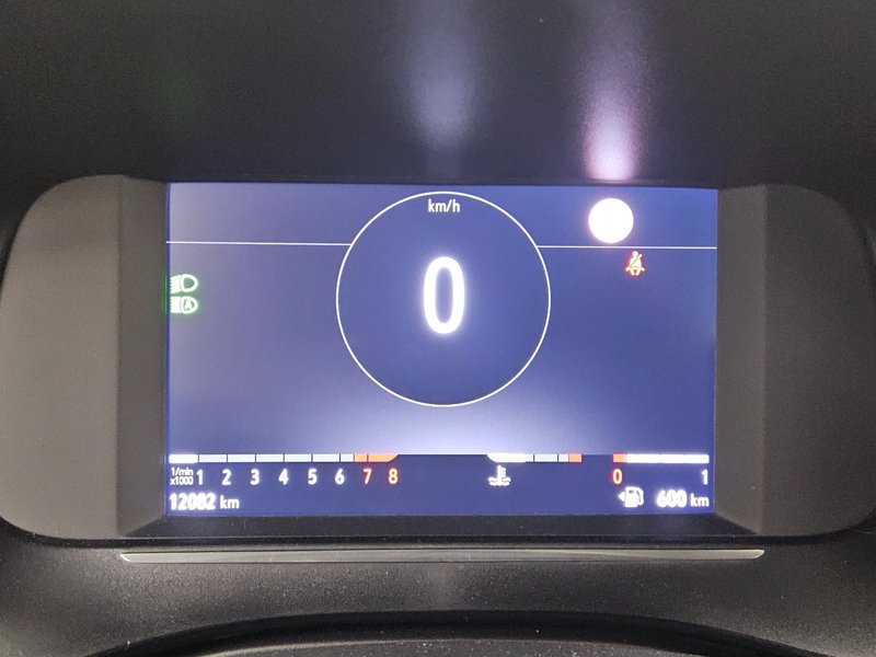 Opel Corsa 1.2 Turbo Elegance • Full LED • digitalni instrumenti — 8