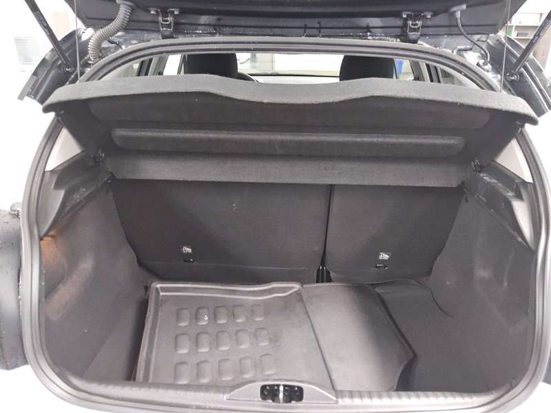 Citroën C3 1.2 PureTech Shine • Full LED — 11