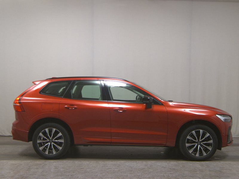 Volvo XC60 B4 automatik • ACC • 360° kamera