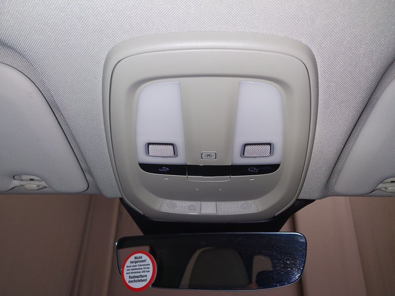 Volvo XC60 B4 automatik • ACC • 360° kamera — 16