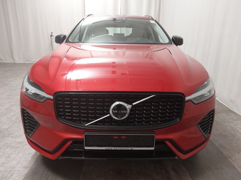Volvo XC60 B4 automatik • ACC • 360° kamera — 9