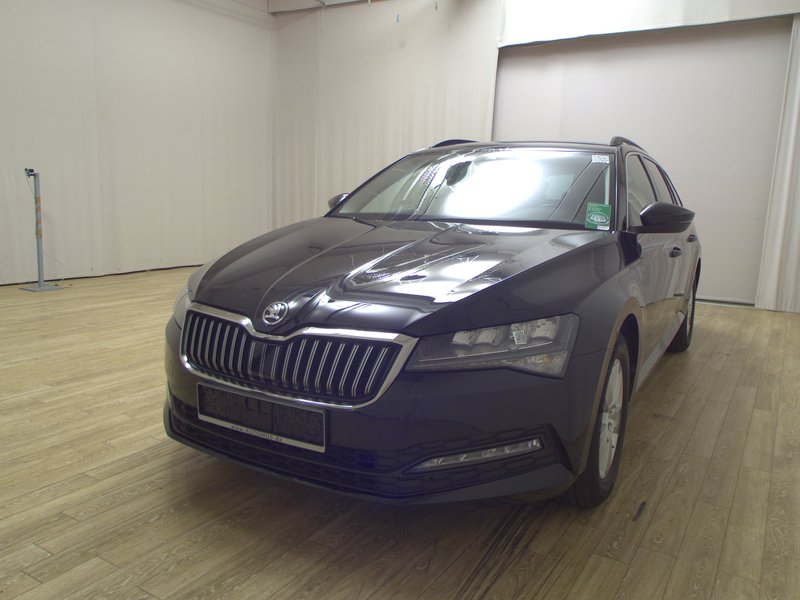 Škoda Superb Kombi 2.0 TDI automatik Ambition • ACC • Full LED — 2