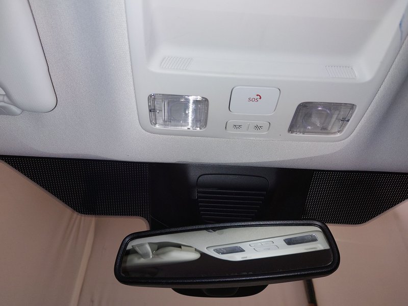 Ford Focus Turnier 1.5 EcoBlue automatik Titanium • LED • ACC — 12