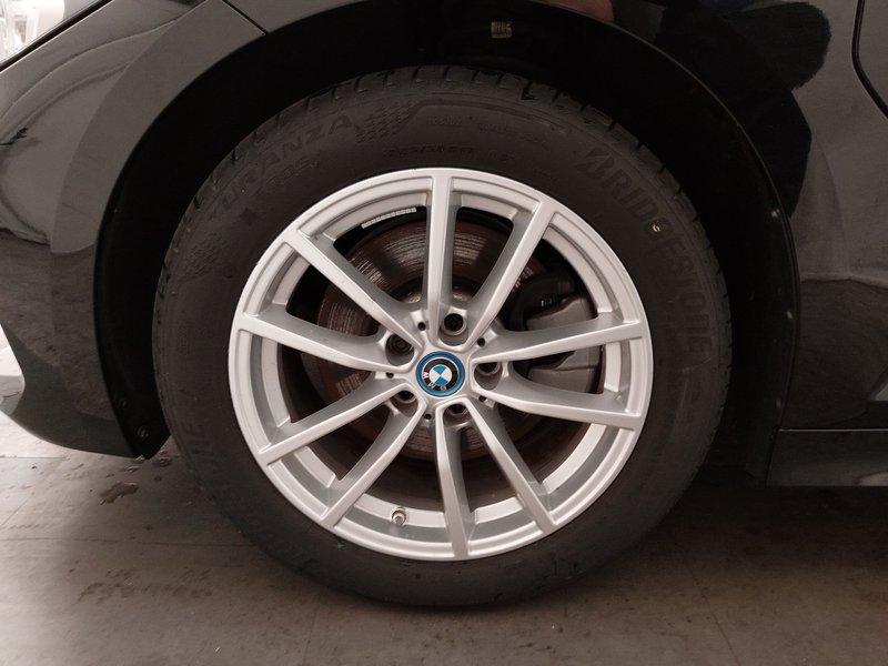 BMW 320e Touring automatik Sport Line • grijano staklo • el. peta vrata — 8
