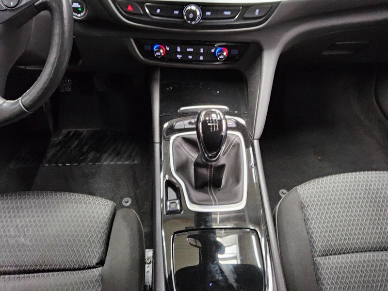 Opel Insignia ST 2.0 CDTI Business Edition • AHK • Full LED — 6