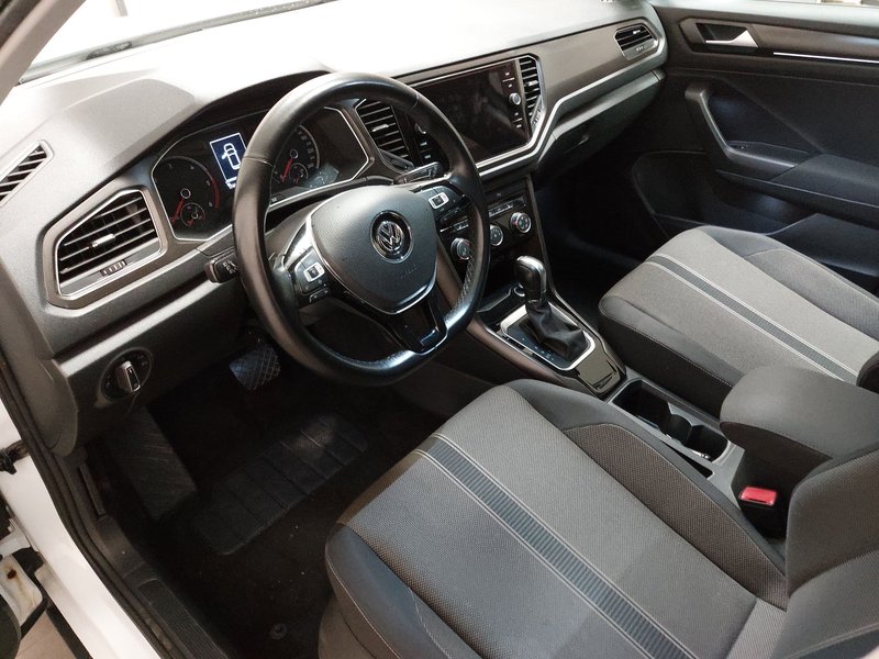 Volkswagen T-Roc 2.0 TDI Style automatik • ACC • LED — 6