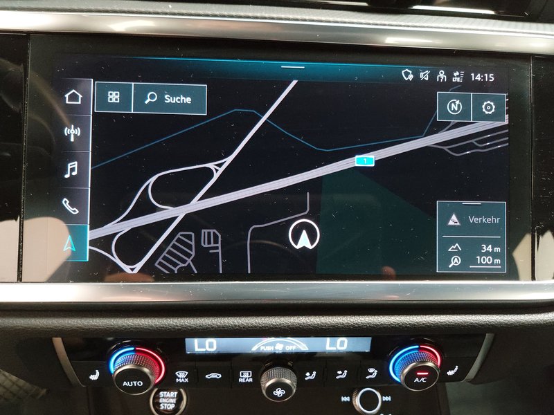 Audi Q3 35 TDI automatik advanced • ACC • el. peta vrata — 18