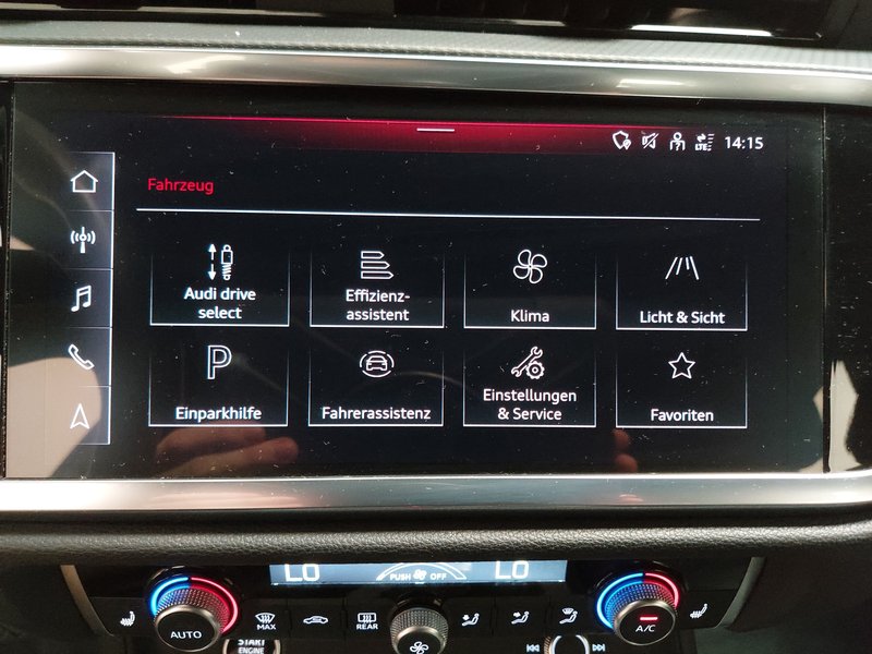 Audi Q3 35 TDI automatik advanced • ACC • el. peta vrata — 19