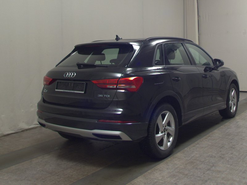 Audi Q3 35 TDI automatik advanced • ACC • el. peta vrata — 4