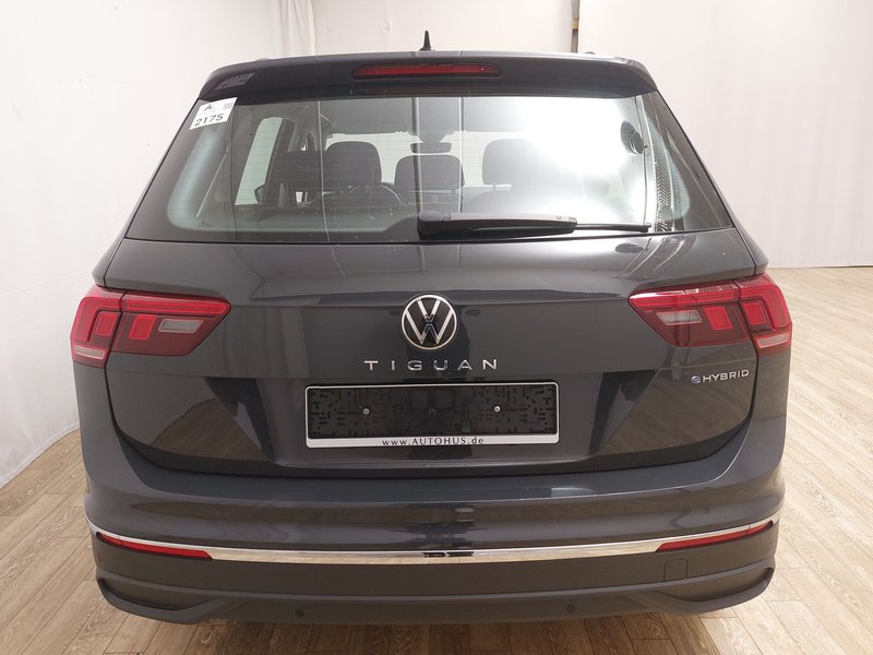 Volkswagen Tiguan 1.4 TSI eHybrid Life automatik • ACC • LED — 14